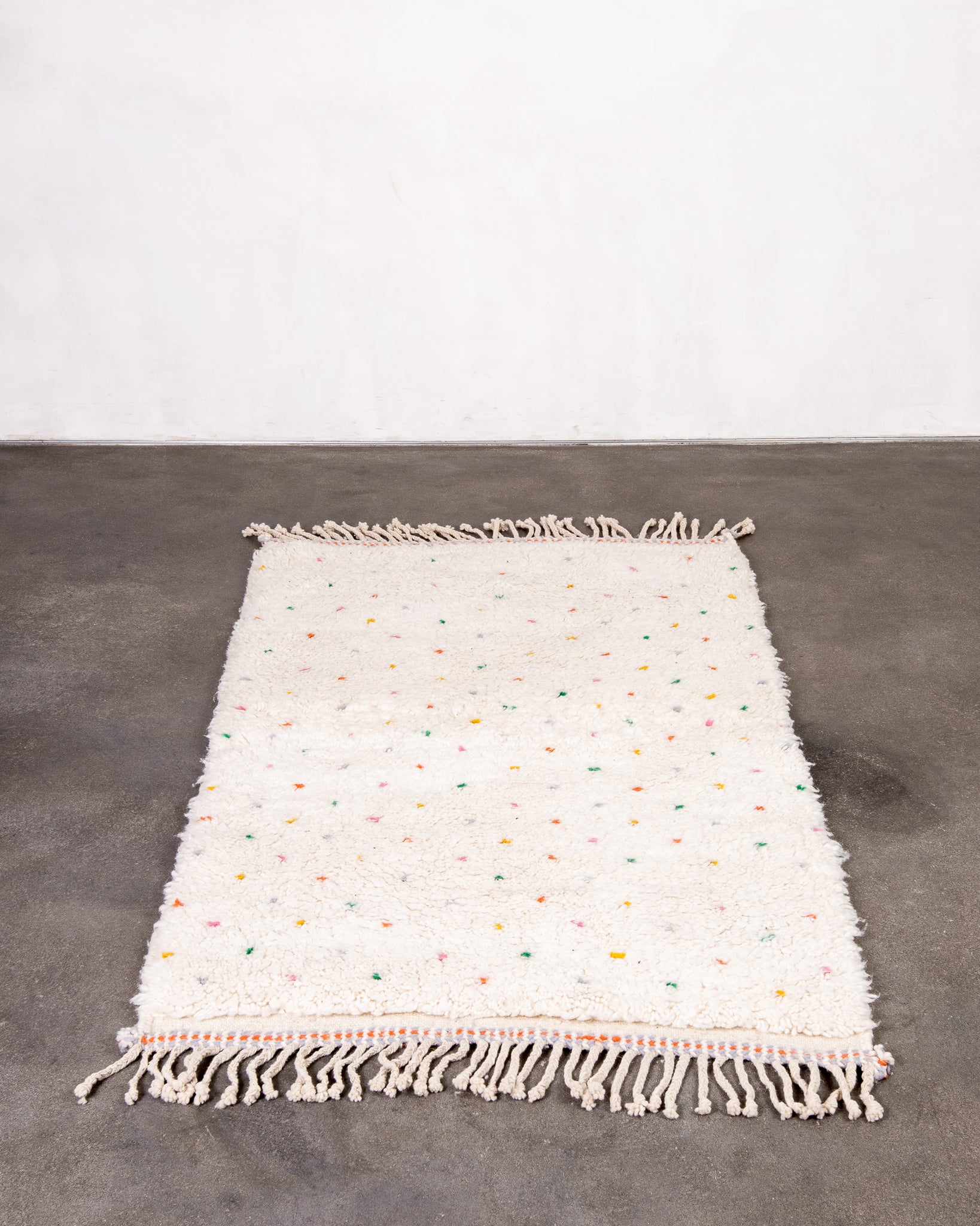 Modern designer handcrafted Berber rug from morocco Beniourain with beautiful colors and patterns